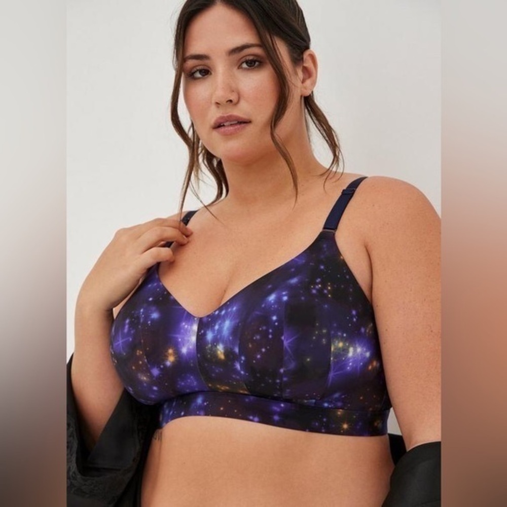 Torrid Dream Wire Free Women's Galaxy Print Bra Black Purple Plus Size 42C 40D